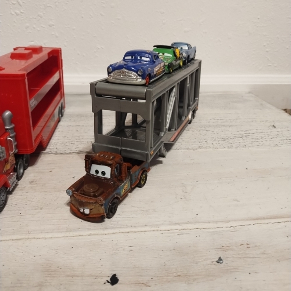 Lot Disney Pixar Cars Mattel Mack Mini Racers Hauler Red and 4 cars Rare mater - Picture 5 of 12